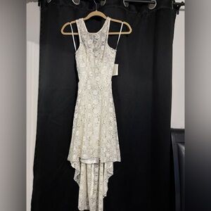 Elegant White Lace Dress